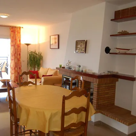 Maritim Ii A 1ª Linea De Mar Delante De La Playa Del Port De Llanca. - Es-228-84 Apartment *